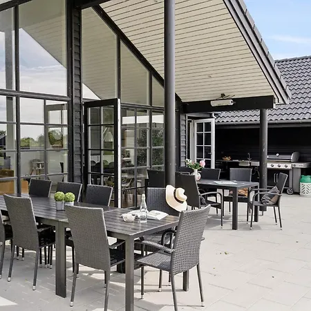 Holiday home 5 Star In Sydals