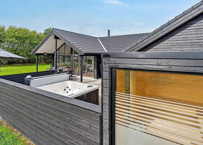 Luxury Retreat In Mommark - By Traum Casa vacanze Sarup